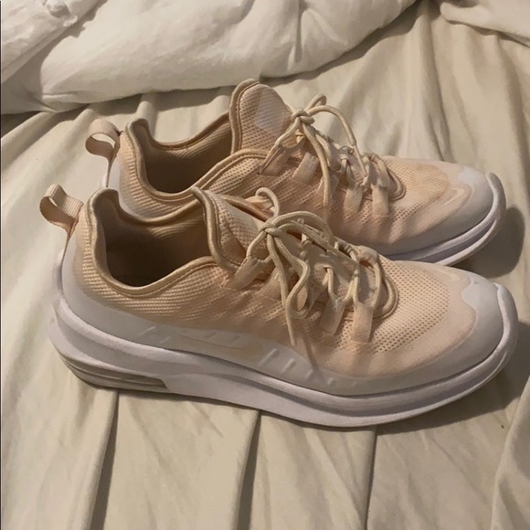 Nike Air Max Axis - Picture 7 of 8